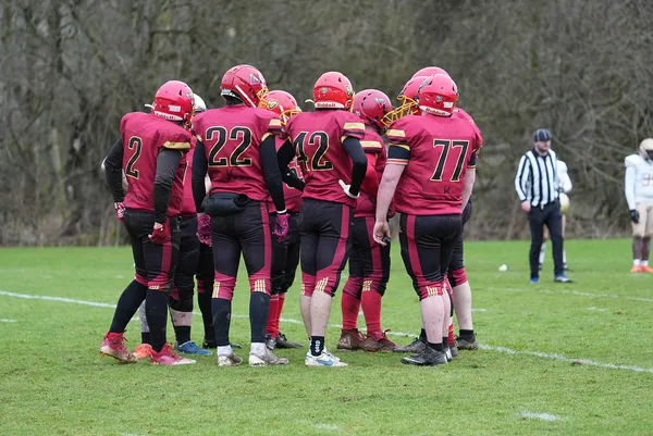 Photo from /squads/senior-kitted/